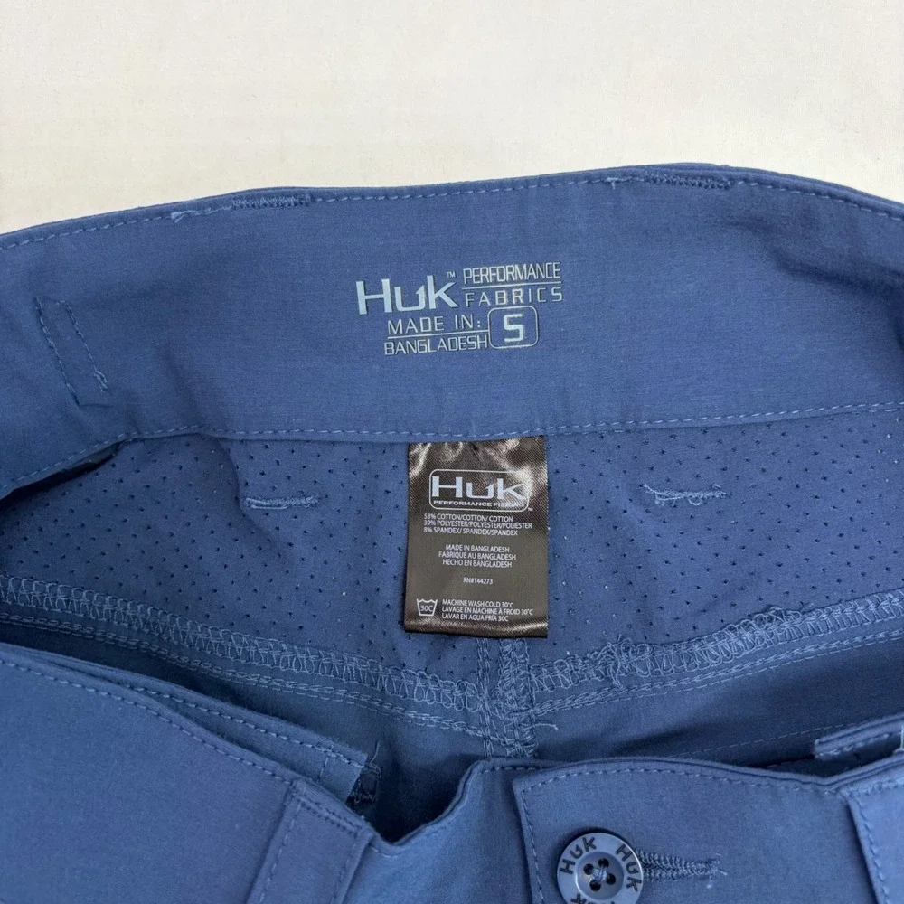 Huk Next Level 10.5 Fishing Shorts Mens Small Blue Performance Cargo Outdoor